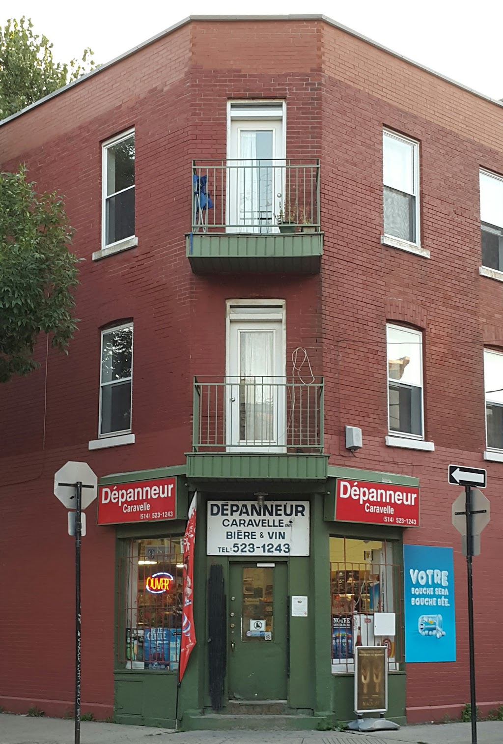 Depanneur Caravelle Enr | 1650 Rue Dufresne, Montréal, QC H2K 3J8, Canada | Phone: (514) 523-1243