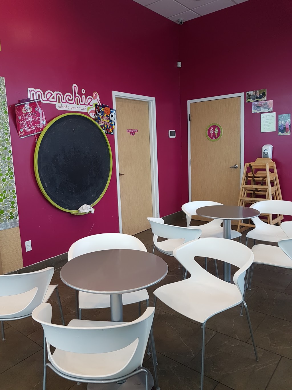 Menchies | 3883 - 3885 Rutherford Rd Unit #18, Woodbridge, ON L4L 9R8, Canada | Phone: (905) 605-5634