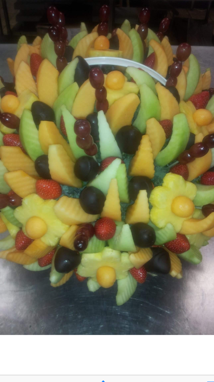 Edible Arrangements | 17665 Leslie St Unit 9, Newmarket, ON L3Y 3E3, Canada | Phone: (905) 836-4447