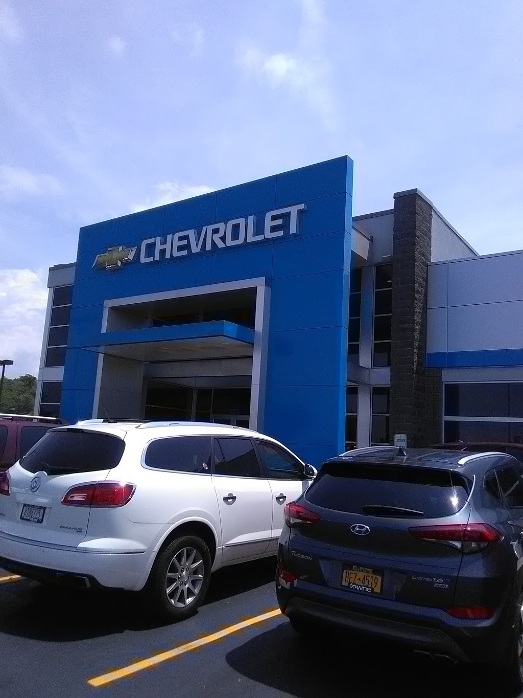 West Herr Chevrolet of Orchard Park | 3575 Southwestern Blvd, Orchard Park, NY 14127, USA | Phone: (716) 514-4138