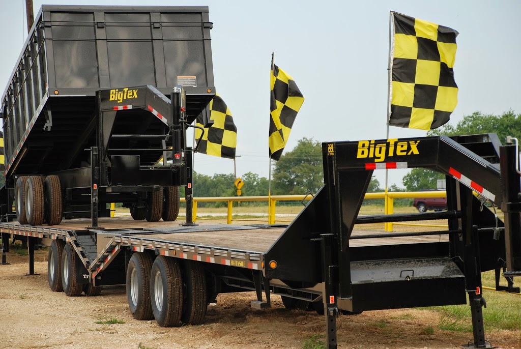 Ontario Trailers | 312868 ON-6, Durham, ON N0G 1R0, Canada | Phone: (519) 369-2688