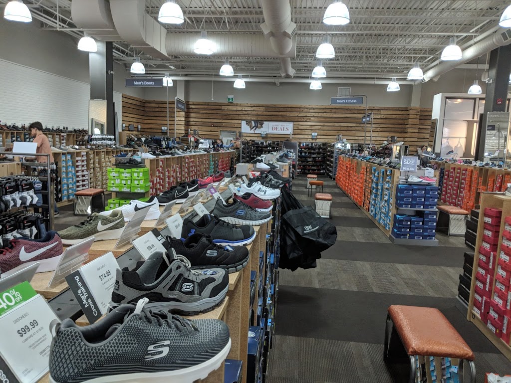 DSW Designer Shoe Warehouse | 170 N Queen St, Etobicoke, ON M9C 1A8, Canada | Phone: (647) 925-3026