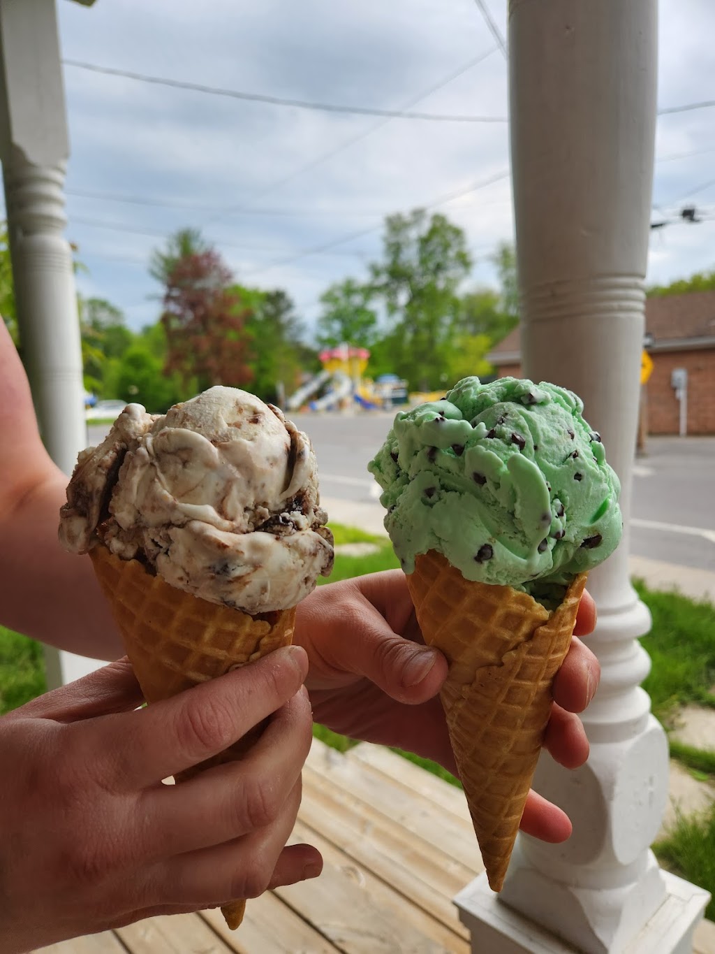 The Classic Scoop | 200 King St W, Kingston, ON K7L 3T7, Canada | Phone: (647) 706-1659