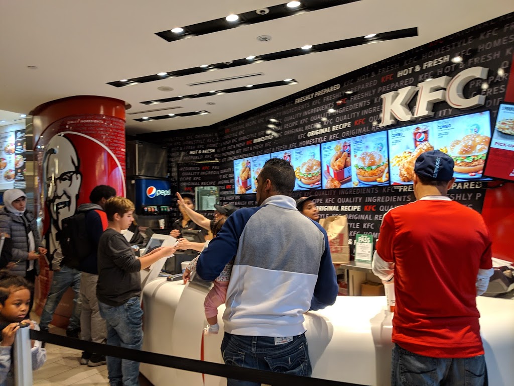 KFC | #733K, 3401 Dufferin St, North York, ON M6A 2T9, Canada | Phone: (416) 256-7738