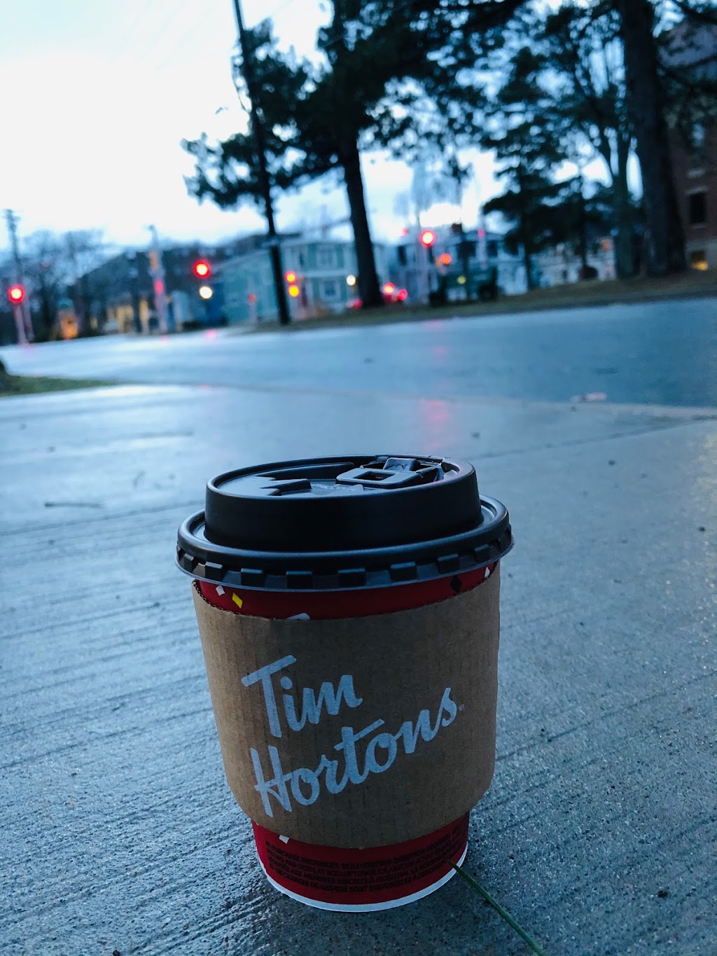 Tim Hortons | 6455 Quinpool Rd, Halifax, NS B3L 1B1, Canada | Phone: (902) 425-0045