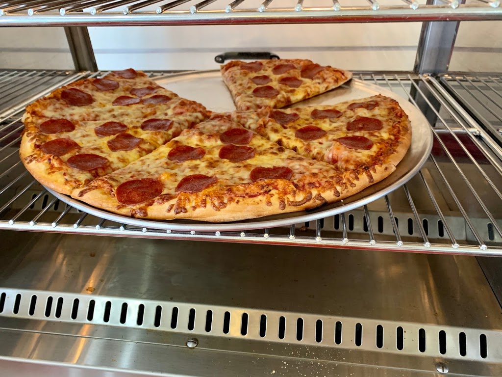 Brigden Pizza | 3022 Brigden Rd, Brigden, ON N0N 1B0, Canada | Phone: (519) 864-1111