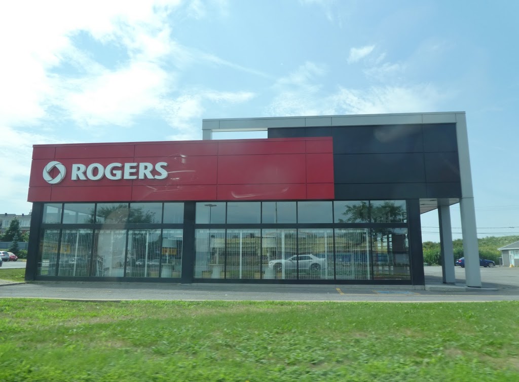 Rogers | 2100 Boulevard Marcel-Laurin, Saint-Laurent, QC H4R 1J9, Canada | Phone: (514) 856-1884