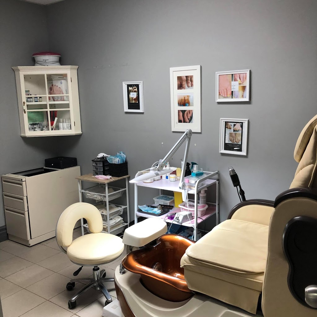 Studio beauté la tête aux pieds | 465 Rue Saint-Isidore, Saint-Lin - Laurentides, QC J5M 2V1, Canada | Phone: (450) 439-8585