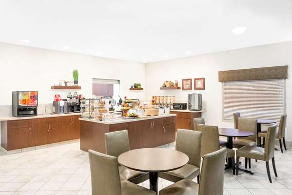 Ramada by Wyndham Olds | 6700 46 St #500, Olds, AB T4H 0A2, Canada | Phone: (403) 507-8349