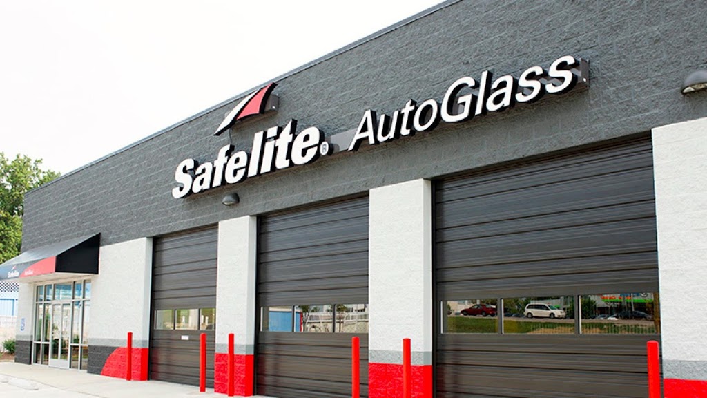 Safelite AutoGlass | 2918 Walden Ave Ste 290, Depew, NY 14043, USA | Phone: (716) 402-5104