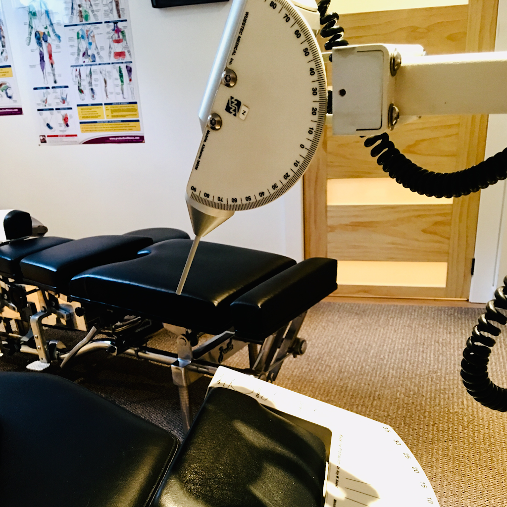 Chiropractic Clinic | 31 Rue des Grives, Saint-Basile-le-Grand, QC J3N 1L1, Canada | Phone: (450) 653-7998