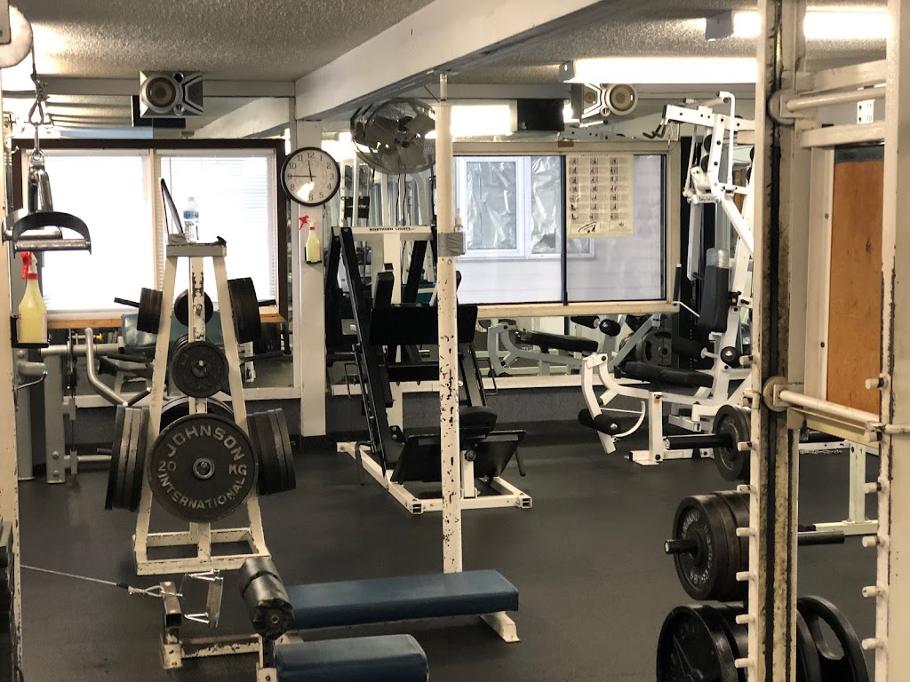 Rockhard Family Fitness Centre | 216 Alpine Way, Elkford, BC V0B 1H0, Canada | Phone: (604) 836-4964