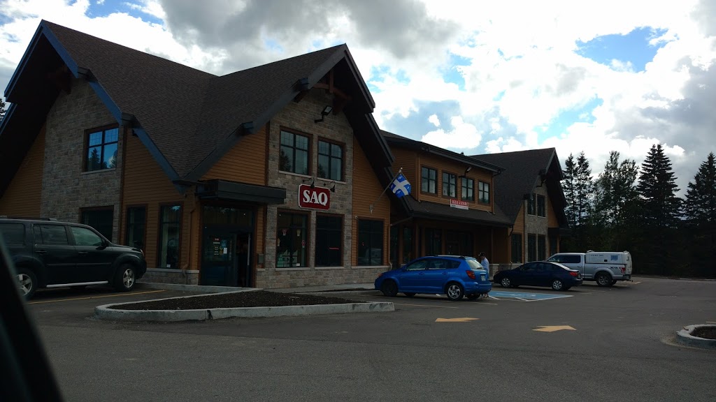 SAQ | 4 Avenue Tewkesbury, Stoneham-et-Tewkesbury, QC G3C 2K6, Canada | Phone: (418) 848-4764