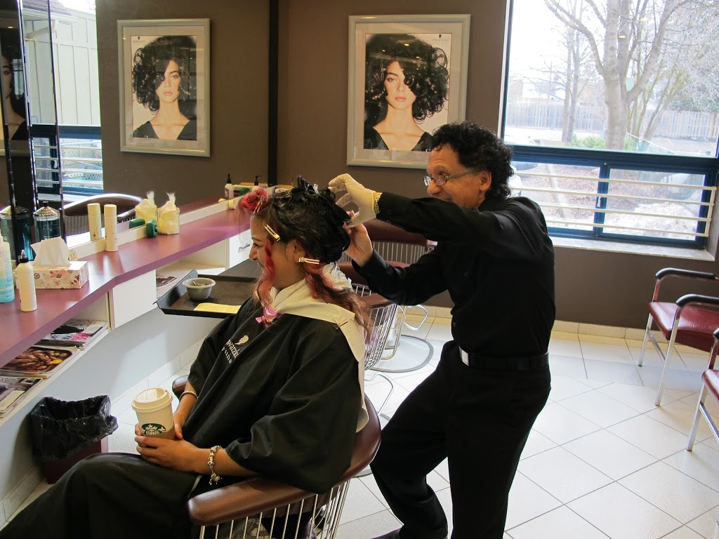 Hairomatics | 14993 Yonge St, Aurora, ON L4G 1M5, Canada | Phone: (905) 841-0818