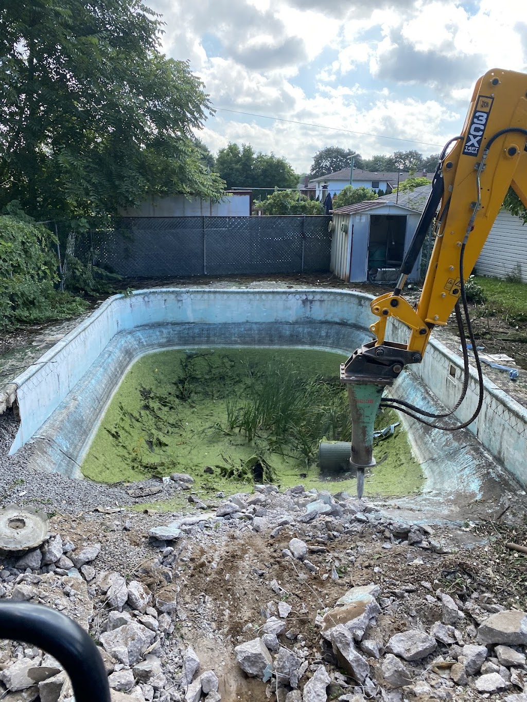 Jerrys Excavating & Backhoe Services, Ltd | 32 Lincoln Ave, St. Catharines, ON L2P 2C6, Canada | Phone: (905) 684-4073