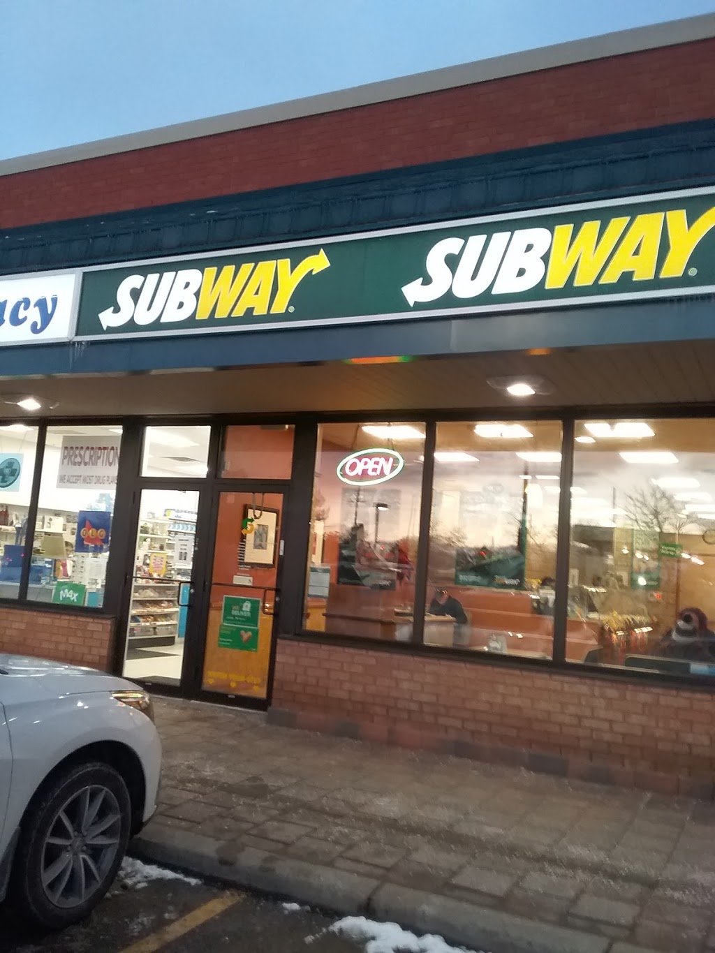 Subway | 345 Queen St W Unit 6, Brampton, ON L6Y 3A9, Canada | Phone: (905) 459-3391