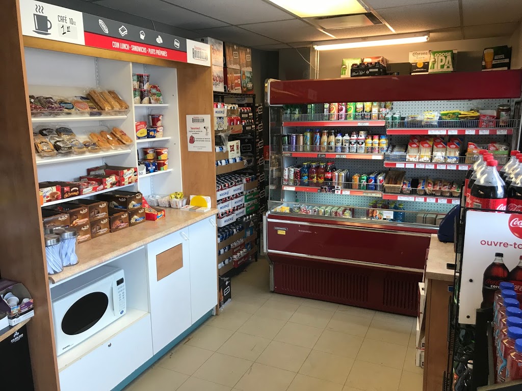 Depanneur Roussillon | 2968 Ch Ste-Foy, Québec, QC G1X 1P6, Canada | Phone: (418) 658-3665