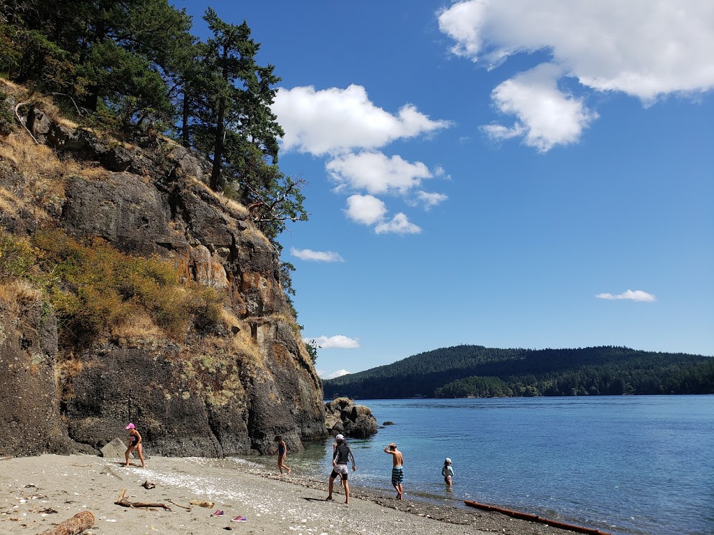 Matthews Point Regional Park | 350 Mary Anne Point Rd, Galiano Island, BC V0N 1P0, Canada