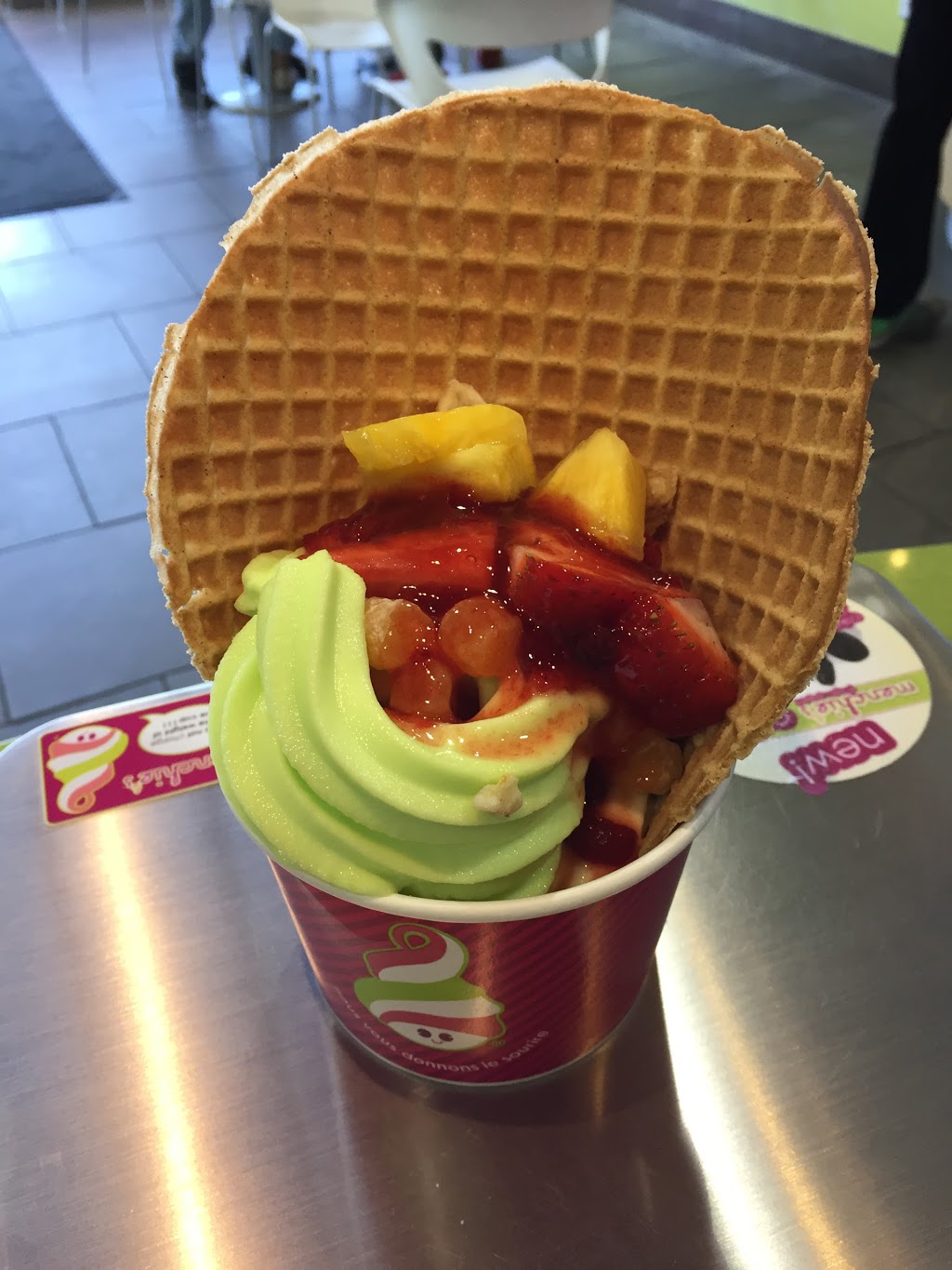 Menchies | 1383 Wilson Rd N, Oshawa, ON L1K 2Z5, Canada | Phone: (905) 240-0639