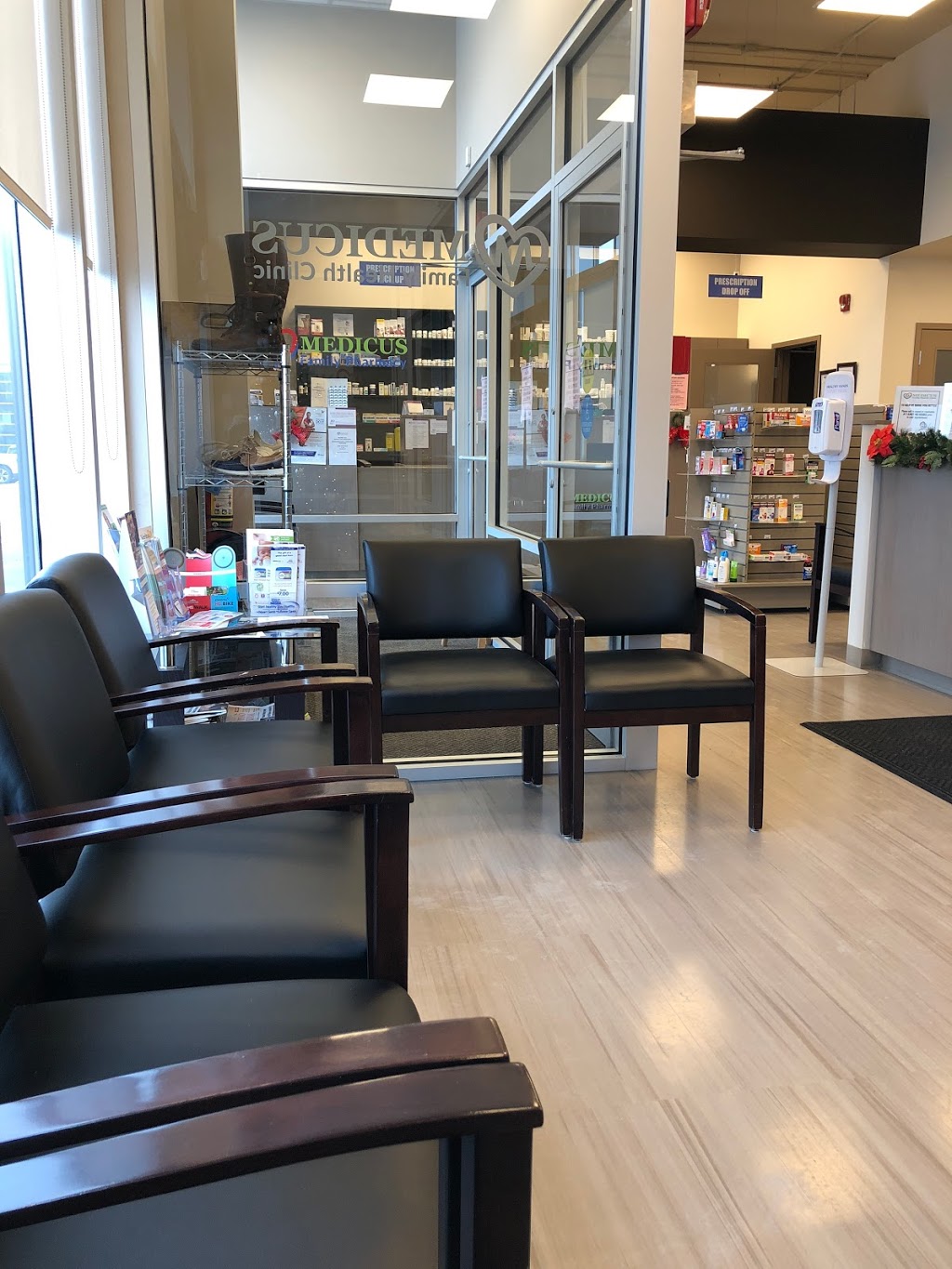 Medicus Family Health Clinic and Pharmacy | 1536 91 St SW, Edmonton, AB T6X 1M5, Canada | Phone: (780) 757-7713