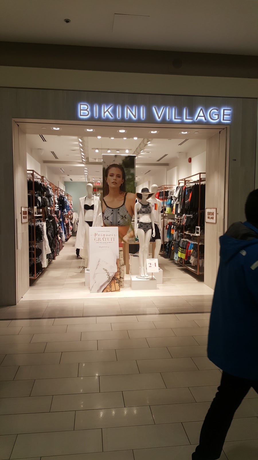 Bikini Village Carrefour Angrignon | 7077 Blvd. Newman, LaSalle, QC H8N 1X1, Canada | Phone: (514) 364-2310