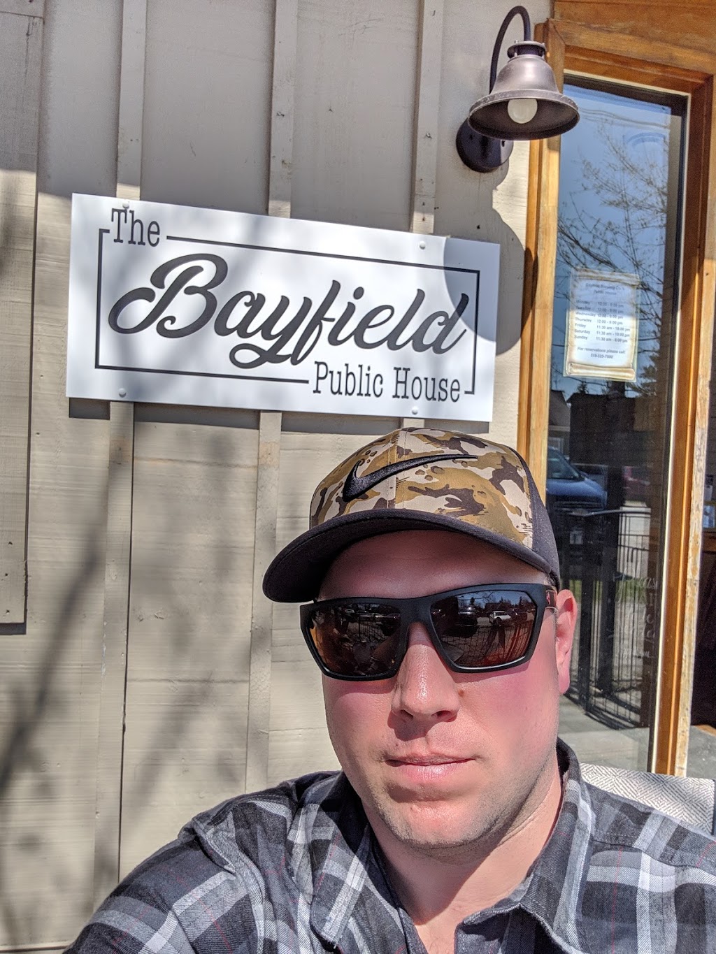 Bayfield Brewery and Wine Tours by Wave Limousine | 180 Victoria St W, South Huron, ON N0M 1S2, Canada | Phone: (519) 868-7019