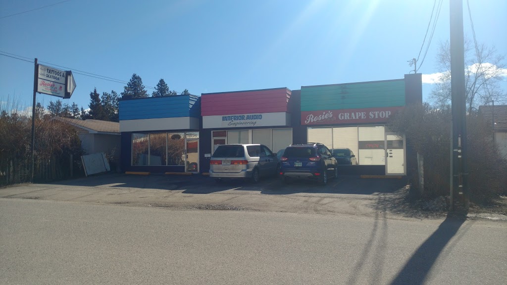 Rosies Grape Stop | 325 Gray Rd, Kelowna, BC V1X 1W9, Canada | Phone: (250) 765-7447