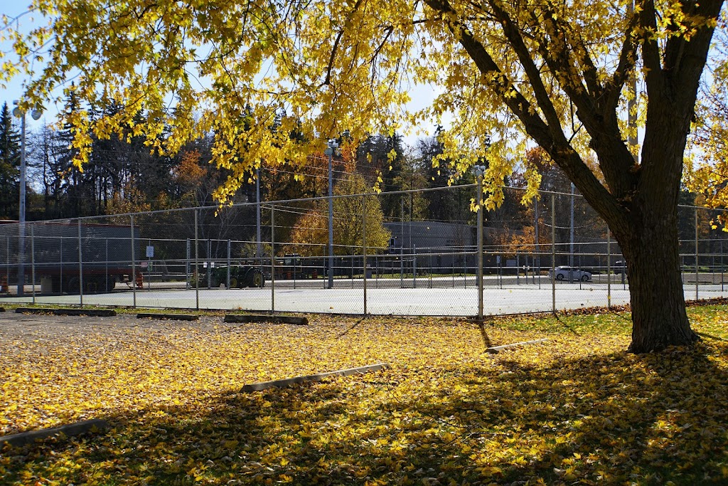 St Marys Tennis Courts | 550 Water St S, St. Marys, ON N4X 1C6, Canada | Phone: (519) 284-3272