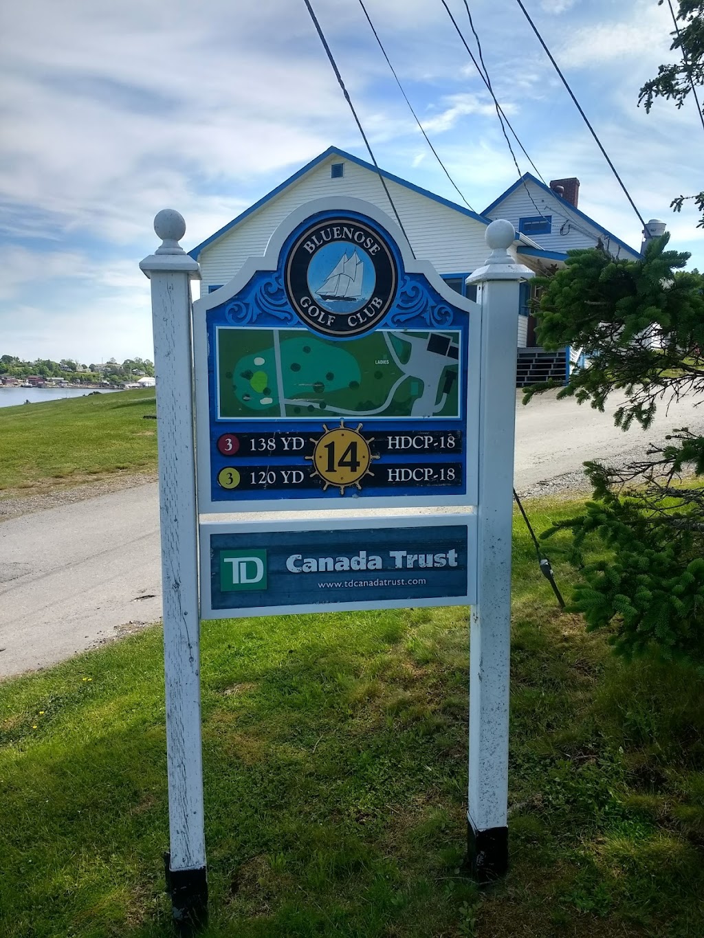 Bluenose Golf Club | 18 Cove Rd, Lunenburg, NS B0J 2C0, Canada | Phone: (902) 634-4260