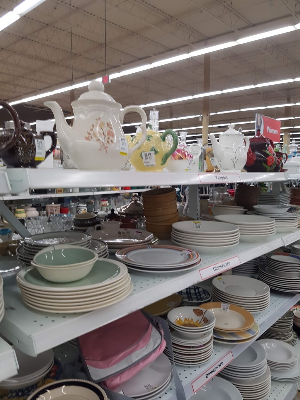 Value Village | 50 Gateway Park Dr, Kitchener, ON N2P 2J4, Canada | Phone: (519) 653-3900