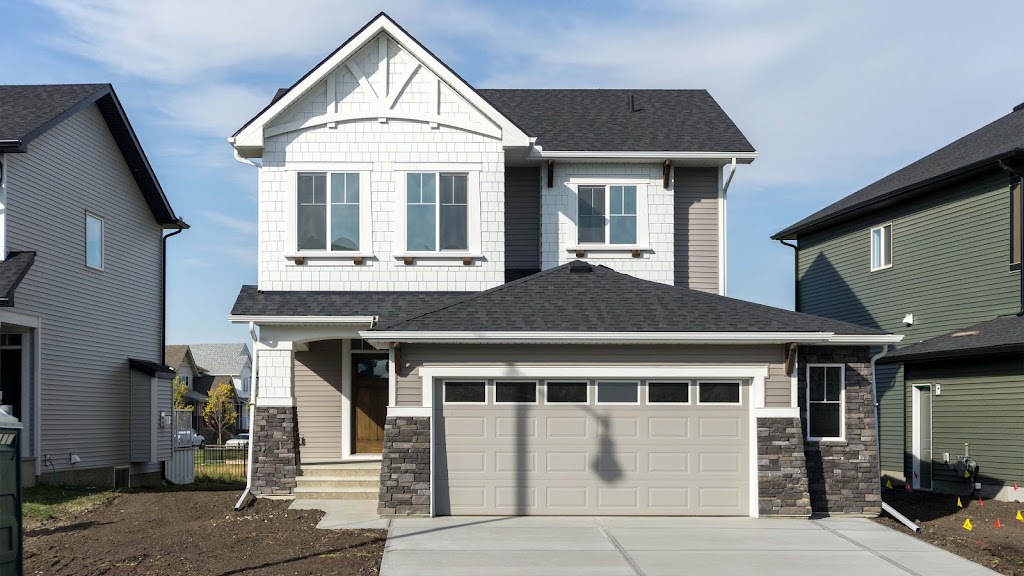 Homes by Dream - Montrose Showhome | 201 Monterey Place SE, High River, AB T1V 0J7, Canada | Phone: (403) 538-3737