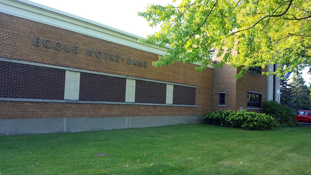 School Notre-Dame | 151 Rue Saint-Louis, Saint-Eustache, QC J7R 1X9, Canada | Phone: (450) 473-2933