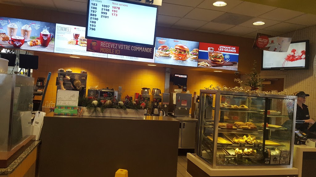 McDonalds | 2515 Ruelle Saint-Jacques, Boisbriand, QC J7H 0C2, Canada | Phone: (450) 420-5662