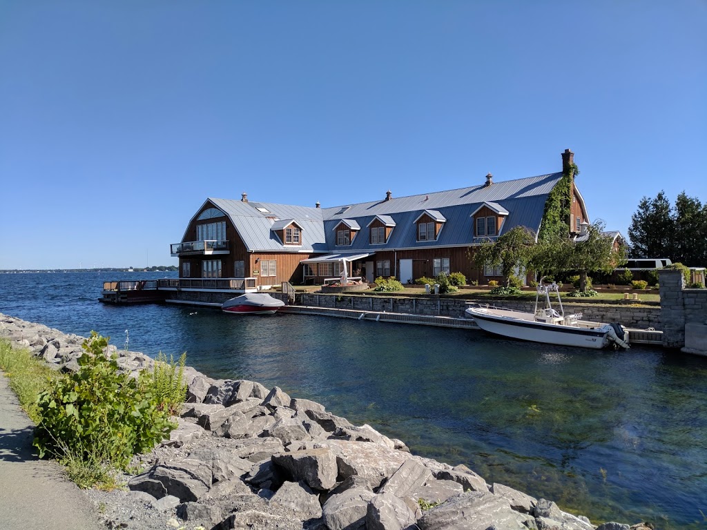 Battery Park | Waterfront Pathway, Kingston, ON K7L 0A1, Canada