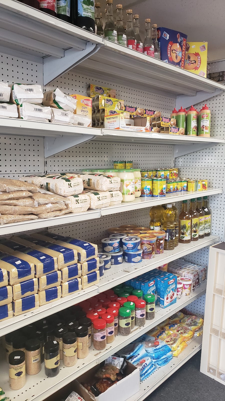 Korems Foods & Variety Store | 1724 Montréal Rd, Gloucester, ON K1J 6N5, Canada | Phone: (343) 984-4455