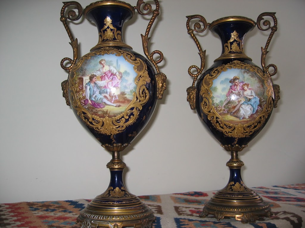 Treasure Antique & Appraisers | 103 Jones St #2, Oakville, ON L6L 3E7, Canada | Phone: (416) 855-6999