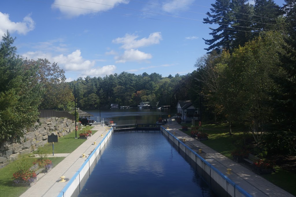 Port Carling Locks | 6 Lock St E, Port Carling, ON P0B 1J0, Canada | Phone: (705) 644-3179