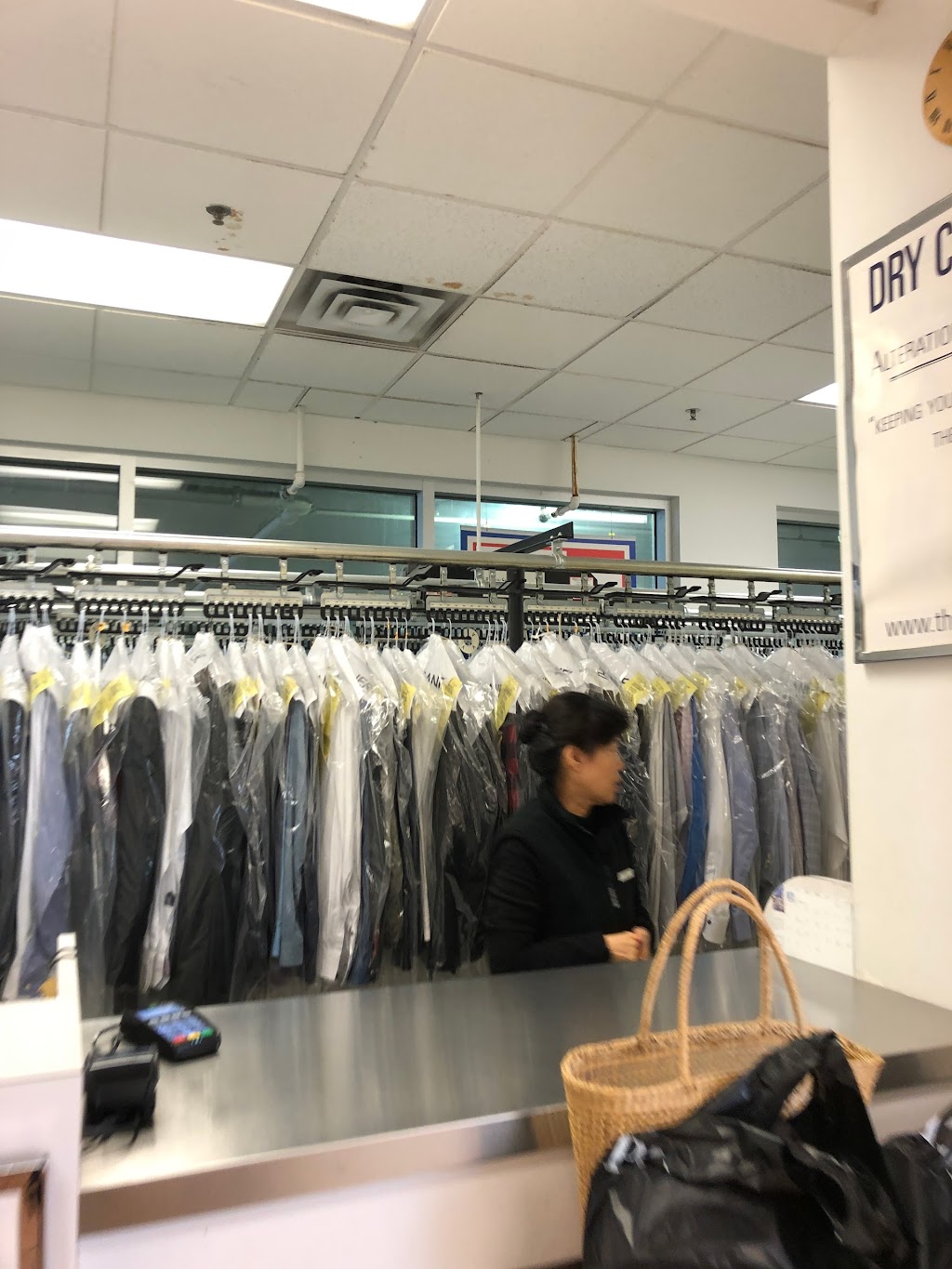 The Dry Cleaner - Loblaws | 2877 Bayview Ave, North York, ON M2K 2S3, Canada | Phone: (416) 590-0550