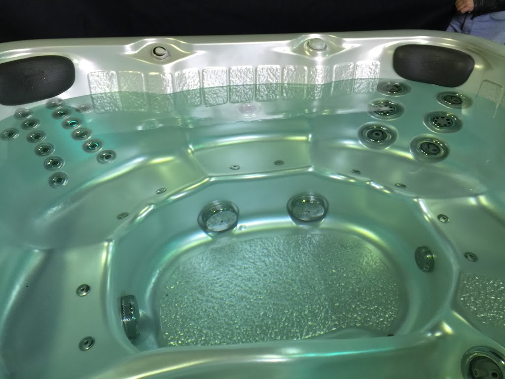 Classic Spas | 1348 Chippawa Creek Rd, Thorold, ON L0S 1K0, Canada | Phone: (905) 341-0134