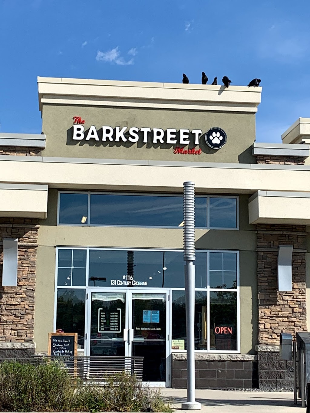 The Barkstreet Market-Spruce Grove | 131 Century Crossing #116, Spruce Grove, AB T7X 0C8, Canada | Phone: (780) 960-6688