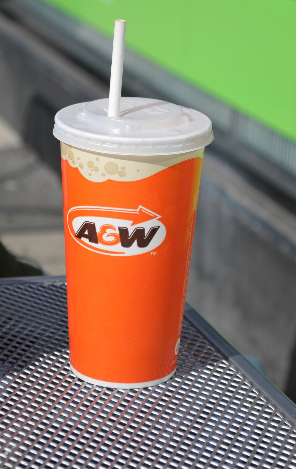 A&W Canada | 2625 Yonge St, Toronto, ON M4P 2J6, Canada | Phone: (416) 903-8465