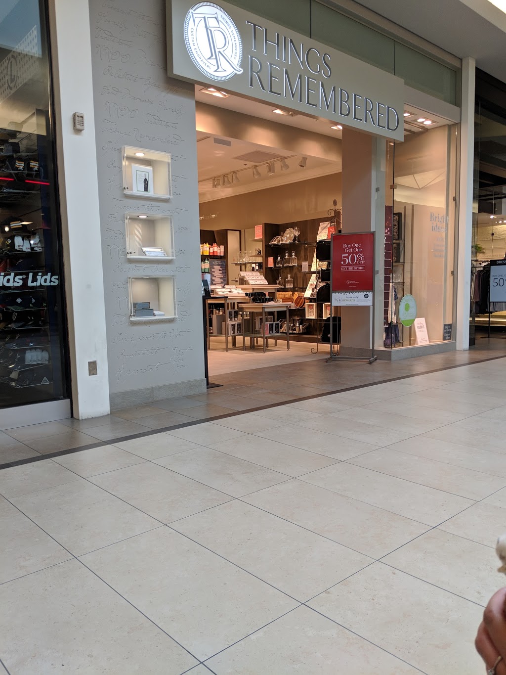 Things Remembered | 2960 Kingsway Dr, Kitchener, ON N2C 1X1, Canada | Phone: (519) 894-0650
