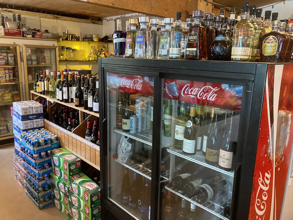 Savary Island General Store | 2801 Vancouver Blvd, Lund, BC V0N 2G0, Canada | Phone: (604) 414-7849