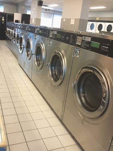 Woodbine Laundry | 1357 Woodbine Ave, East York, ON M4C 4G4, Canada | Phone: (647) 773-7674