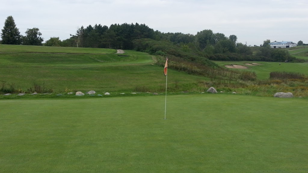 Club De Golf Louiseville | 580 Ch du Golf, Louiseville, QC J5V 2L4, Canada | Phone: (819) 228-3951