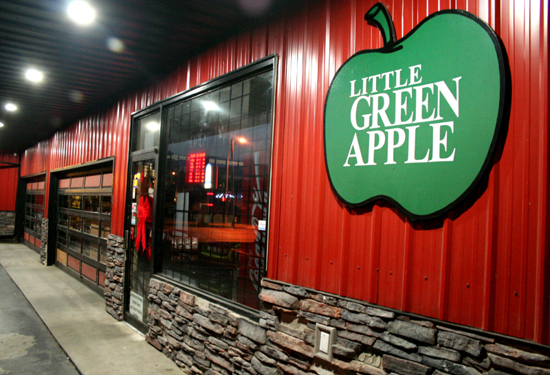 Little Green Apple | 33351 S Fraser Way, Abbotsford, BC V2S 2B2, Canada | Phone: (604) 859-9916