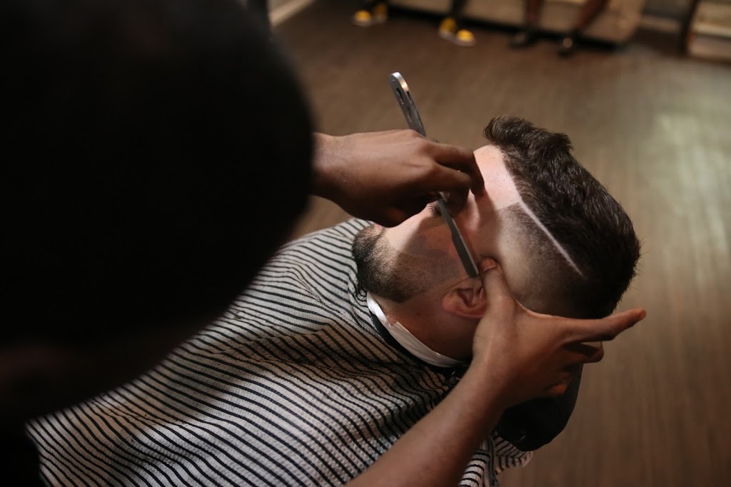 Supreme Cut Barbershop | 432 Dundas St E, Toronto, ON M5A 2A8, Canada | Phone: (416) 929-0082