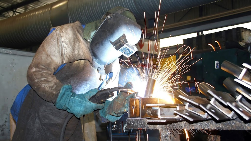 Ottawa Welding Shop: R Cardinal & Sons | 2448 Trim Rd, Orléans, ON K4A 3R5, Canada | Phone: (613) 833-3151