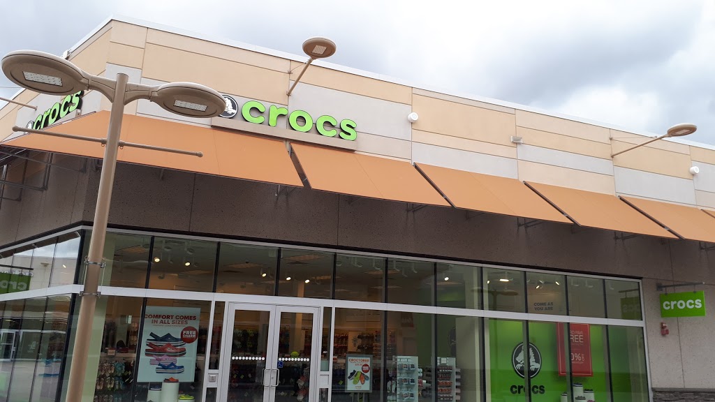 Crocs | 300 Taylor Rd, Niagara-on-the-Lake, ON L0S 1J0, Canada | Phone: (905) 988-1680