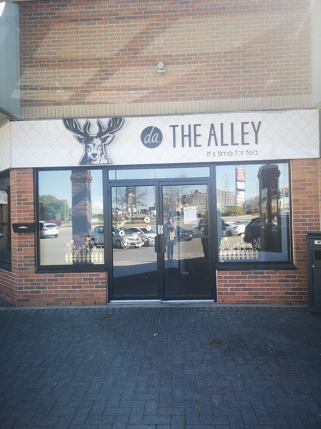 The Alley | 735 Wonderland Rd N Unit 15, London, ON N6H 4L1, Canada | Phone: (519) 601-2888